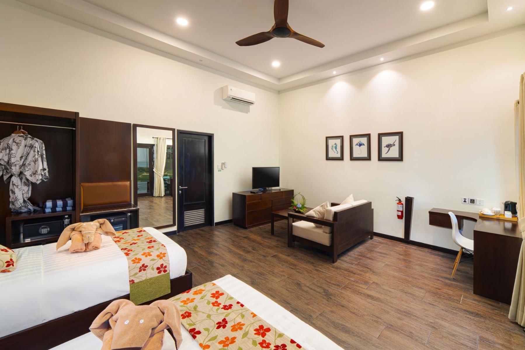 Mayang Sari Beach Resort Lagoi Buitenkant foto